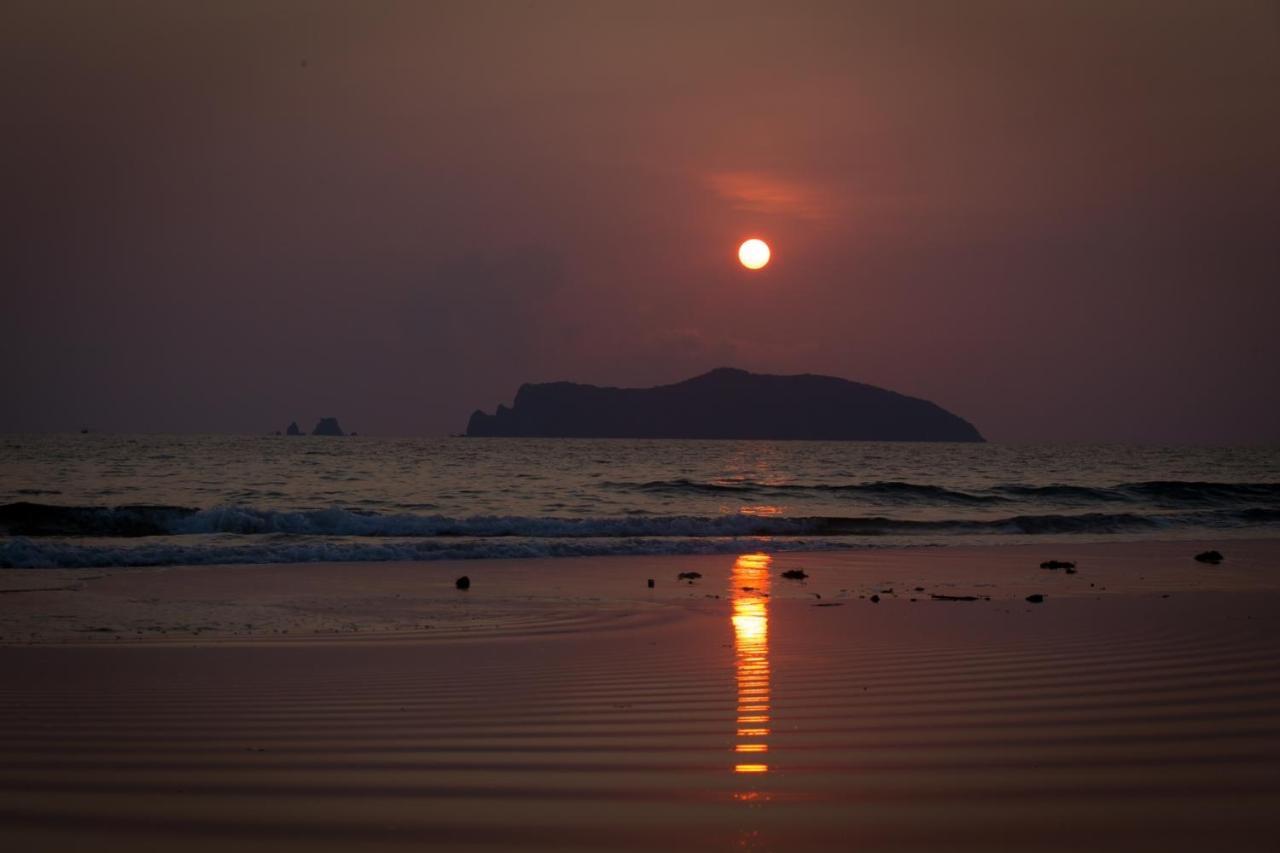 The Nest Private Beach Resort Chumphon Luaran gambar