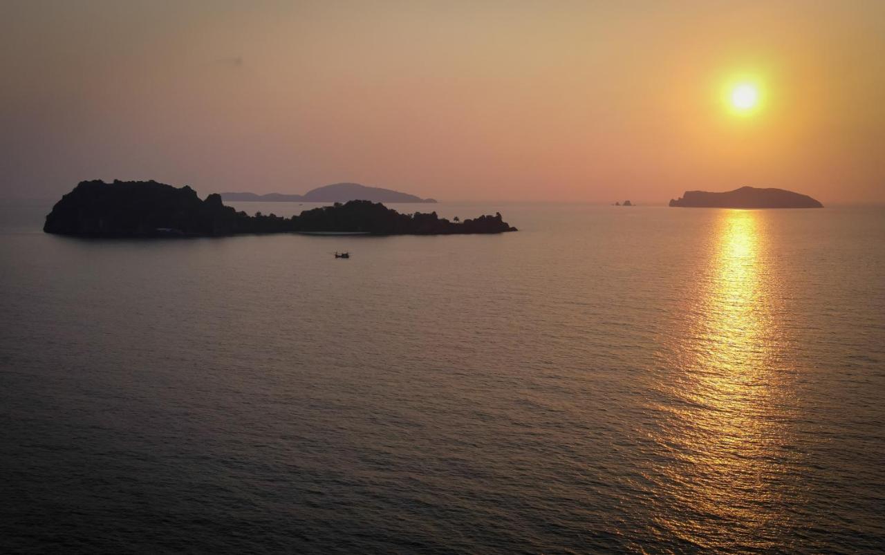 The Nest Private Beach Resort Chumphon Luaran gambar