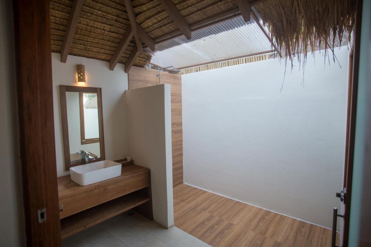 The Nest Private Beach Resort Chumphon Luaran gambar